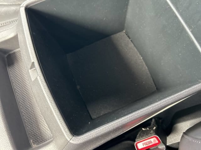 2024 Kia Carnival LX Seat Pkg - Photo 36