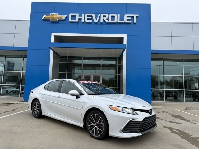 2024 Toyota Camry XLE's photo