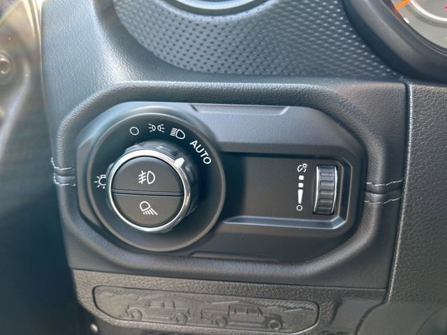 2024 Jeep Gladiator Mojave - Photo 17