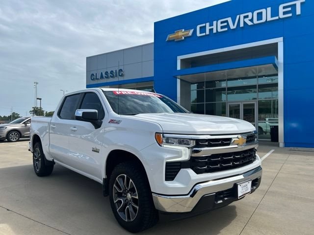 2022 Chevrolet Silverado 1500 Truck Crew Cab 