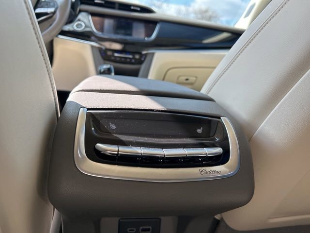 2024 Cadillac XT6 Premium Luxury - Photo 47