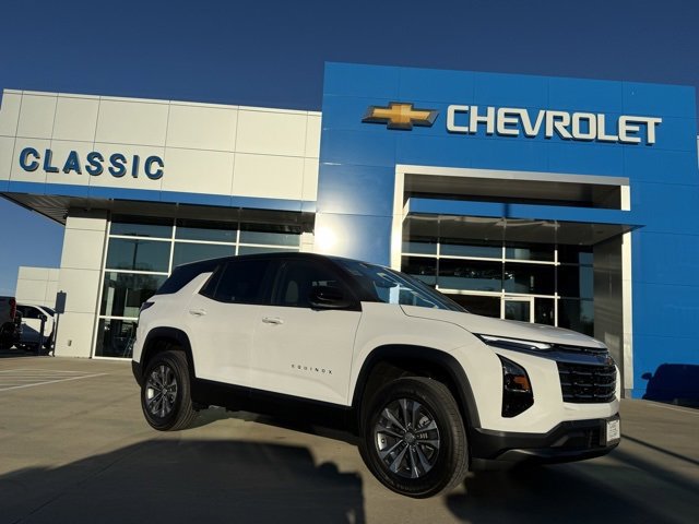 2026 Chevrolet Equinox LT's photo