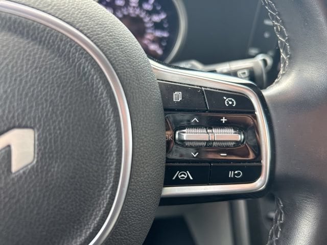 2024 Kia Carnival LX Seat Pkg - Photo 24
