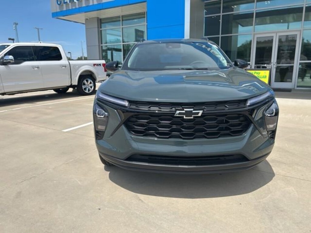 New 2026 Chevrolet Trax LT SUV