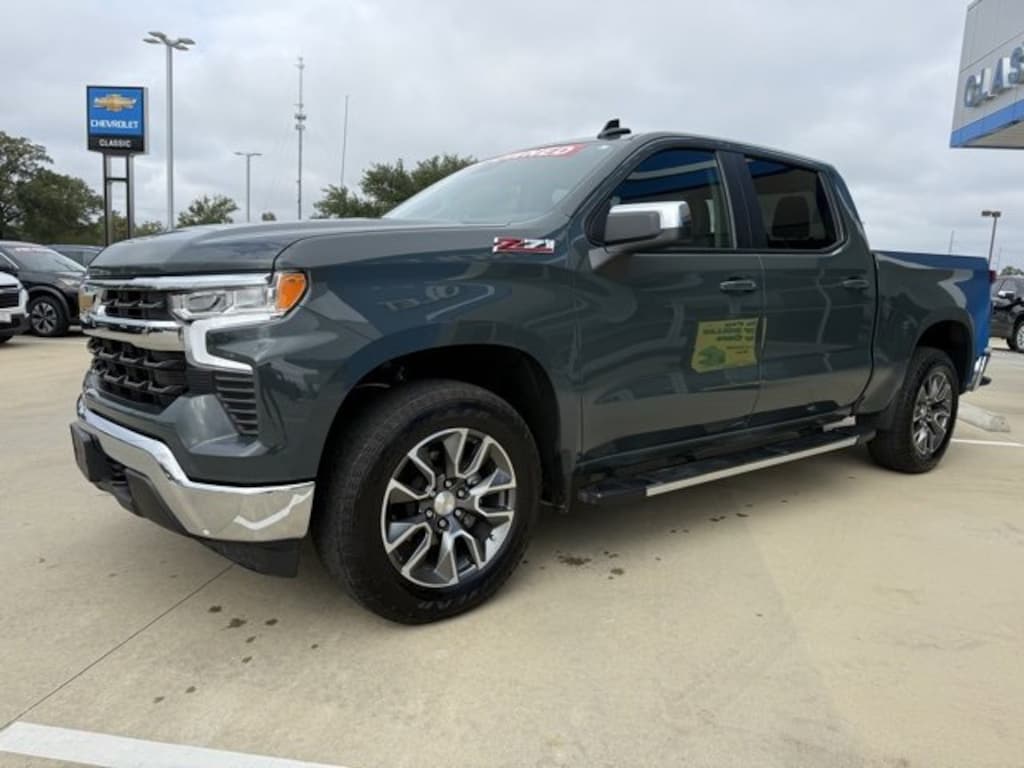 Used 2025 Chevrolet Silverado 1500 LT Truck