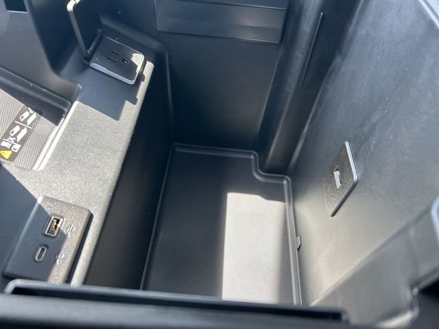 2026 Chevrolet Silverado 1500 LTZ - Photo 40