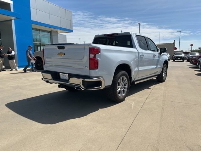 2026 Chevrolet Silverado 1500 LTZ - Photo 13