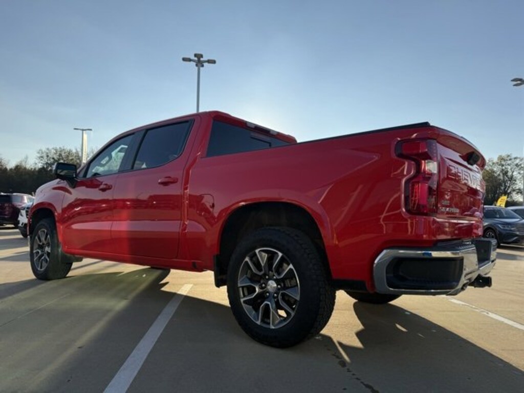 Used 2023 Chevrolet Silverado 1500 LT Truck Crew Cab