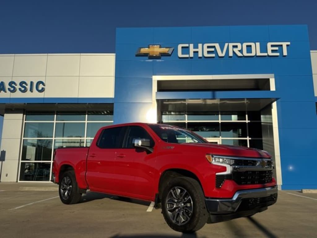 Used 2023 Chevrolet Silverado 1500 LT Truck Crew Cab