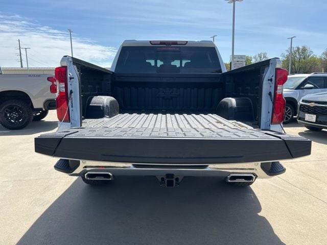 2026 Chevrolet Silverado 1500 LTZ - Photo 11