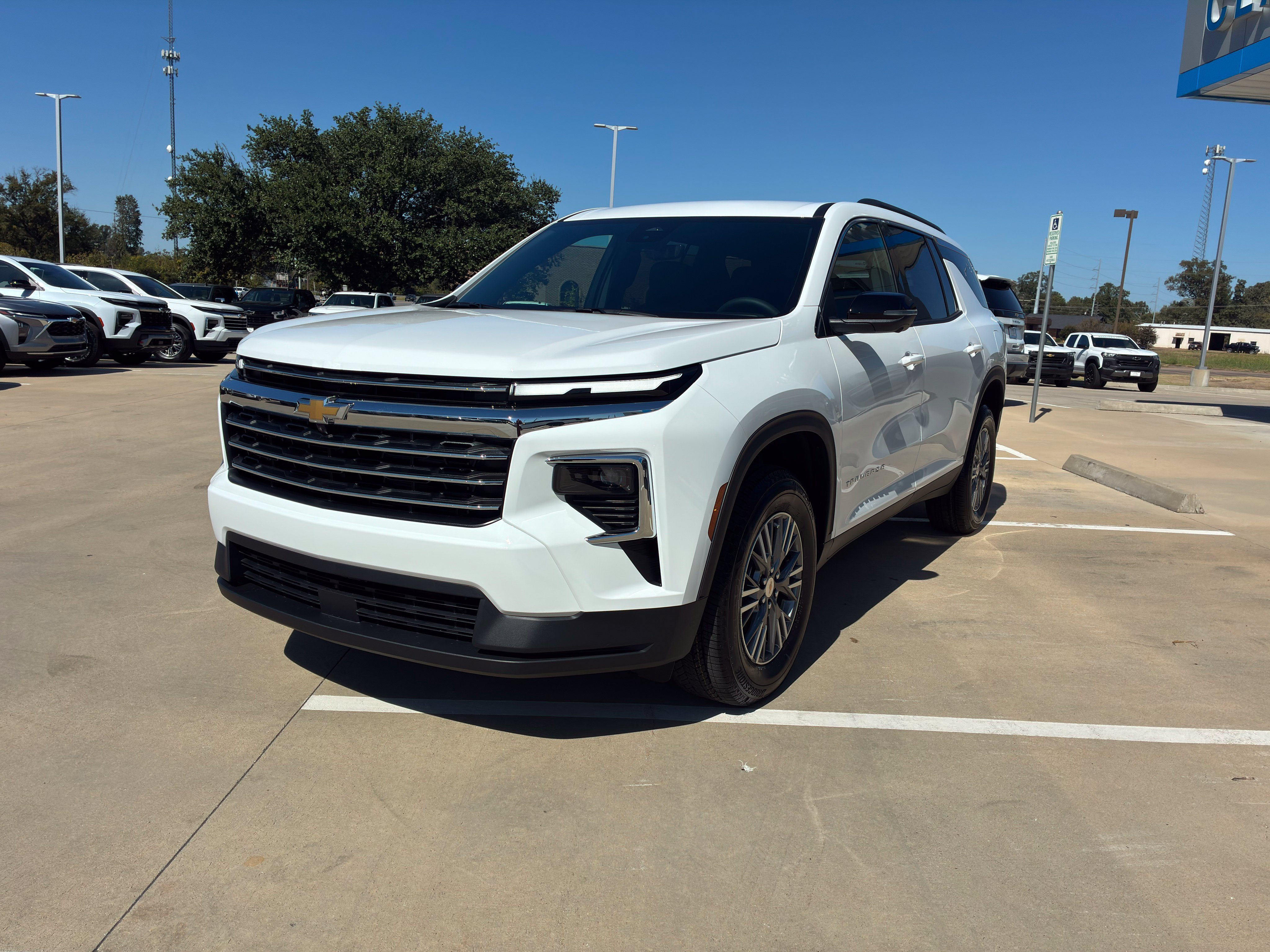 2027 Chevrolet Traverse SUV 