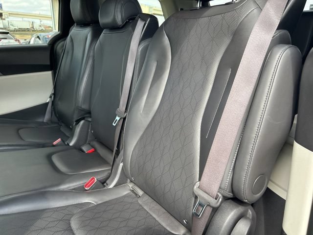 2024 Kia Carnival LX Seat Pkg - Photo 42