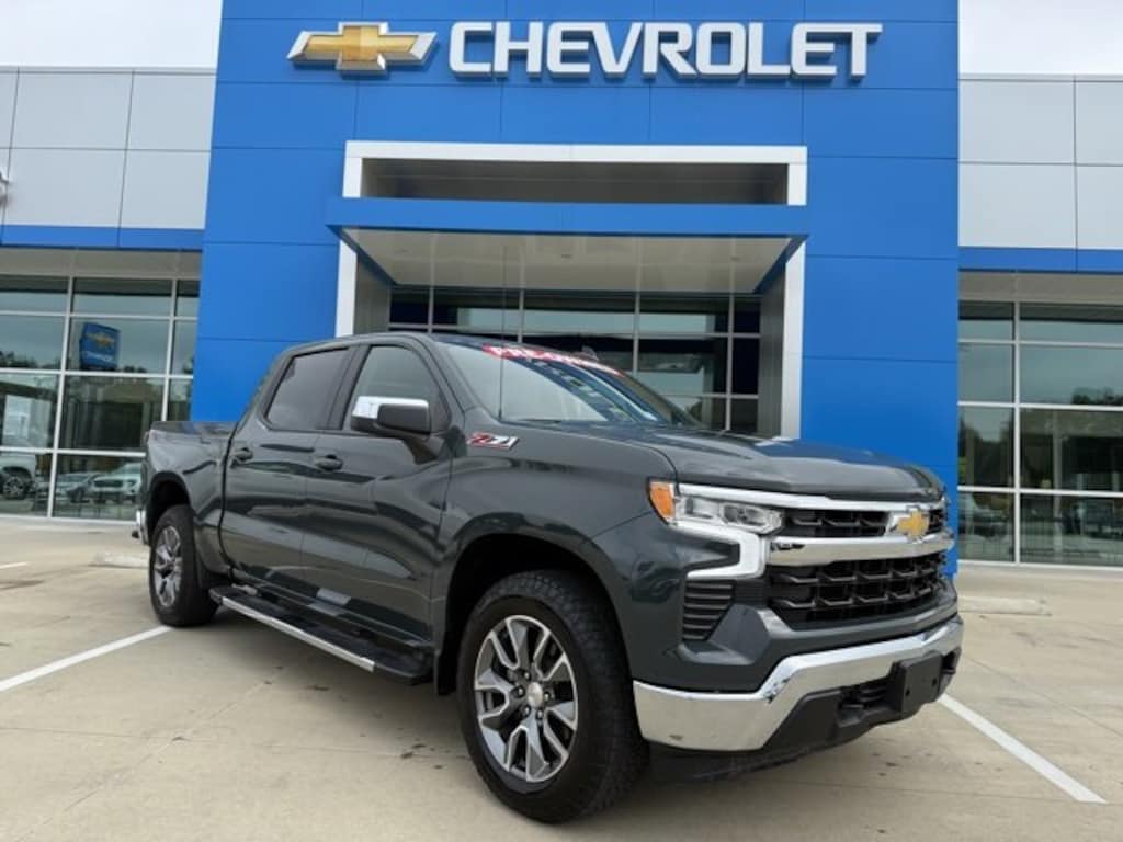 Used 2025 Chevrolet Silverado 1500 LT Truck