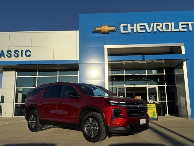 2026 Chevrolet Traverse LT's photo