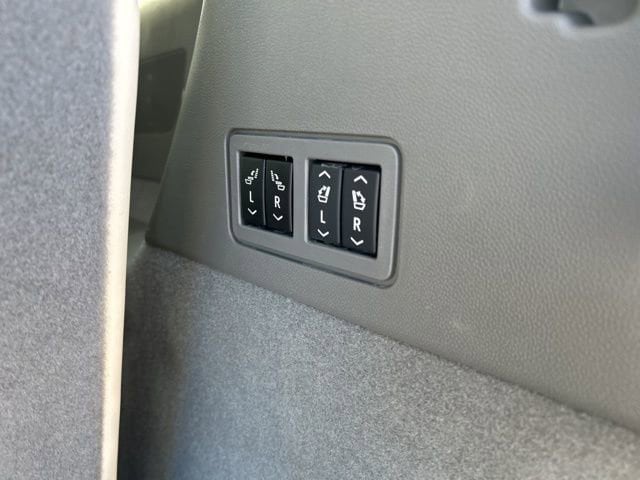2024 Cadillac XT6 Premium Luxury - Photo 12
