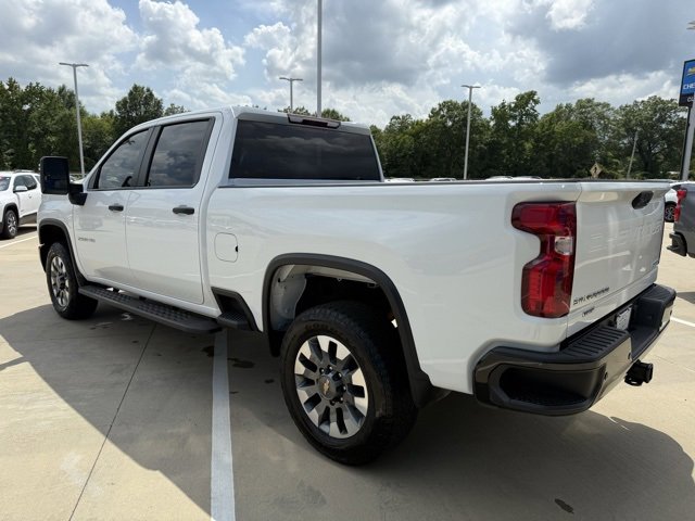 2024 Chevrolet Silverado 2500HD Custom photo 2