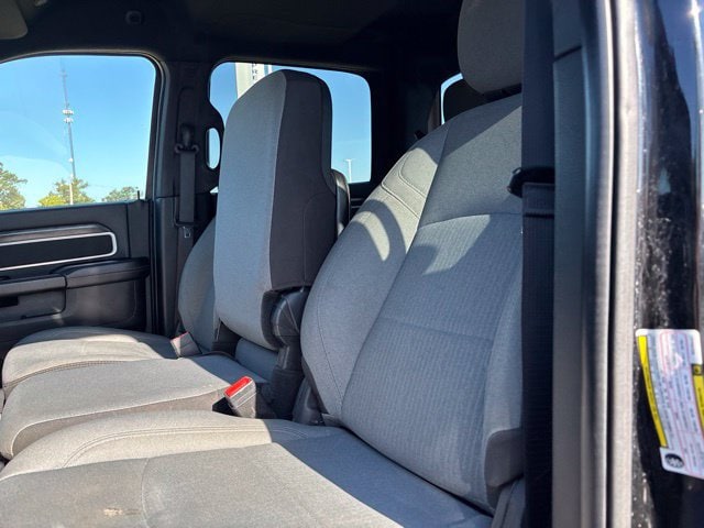 2024 RAM Ram 3500 Pickup Big Horn - Photo 37