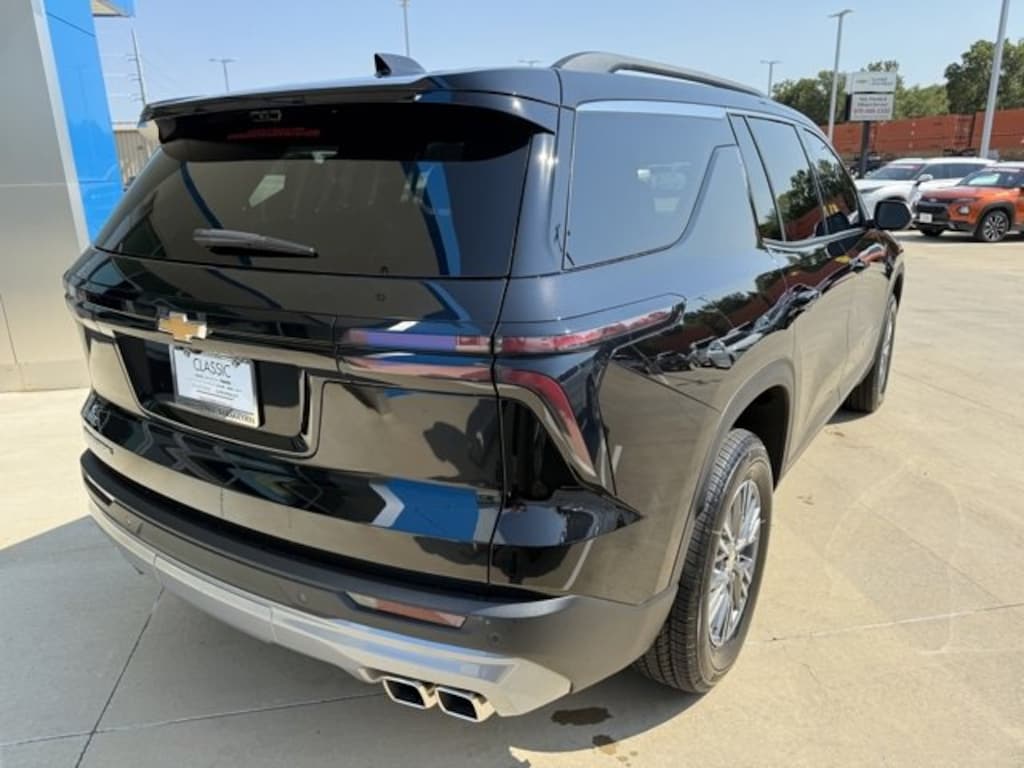 New 2026 Chevrolet Traverse LT SUV