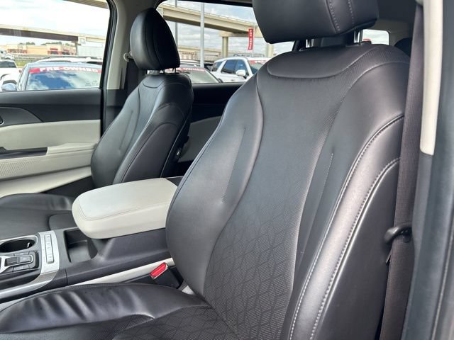 2024 Kia Carnival LX Seat Pkg - Photo 38