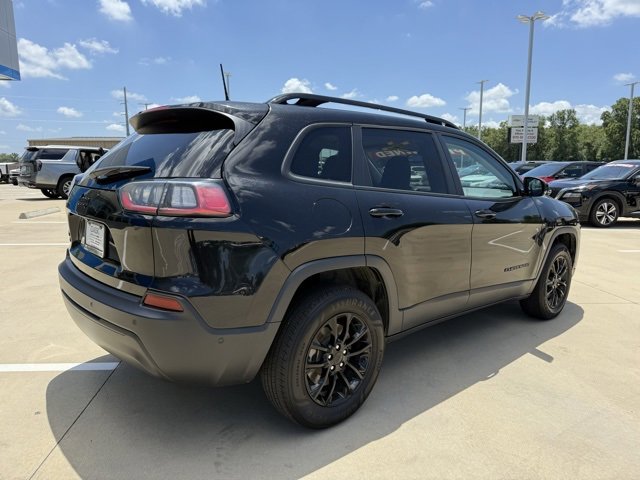 2023 Jeep Cherokee Altitude Lux photo 2