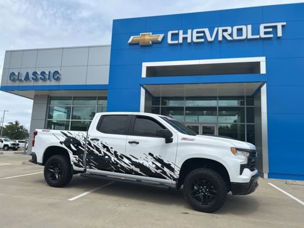 Used 2024 Chevrolet Silverado 1500 LT Trail Boss Truck Crew Cab