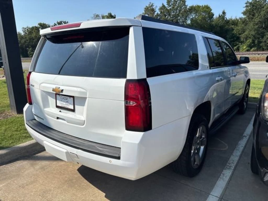 Used 2018 Chevrolet Suburban LT SUV