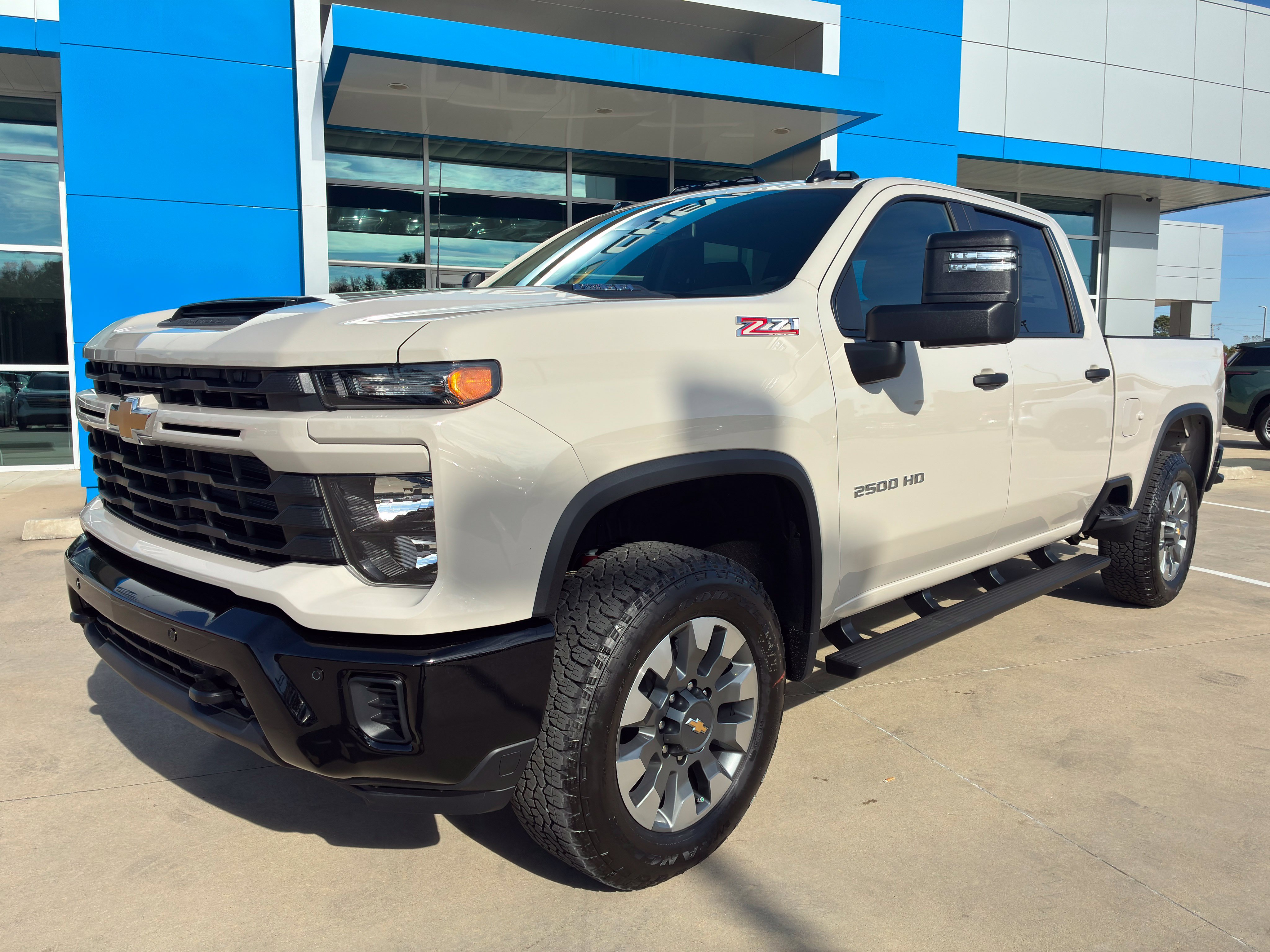 2026 Chevrolet Silverado 2500 HD Custom Truck