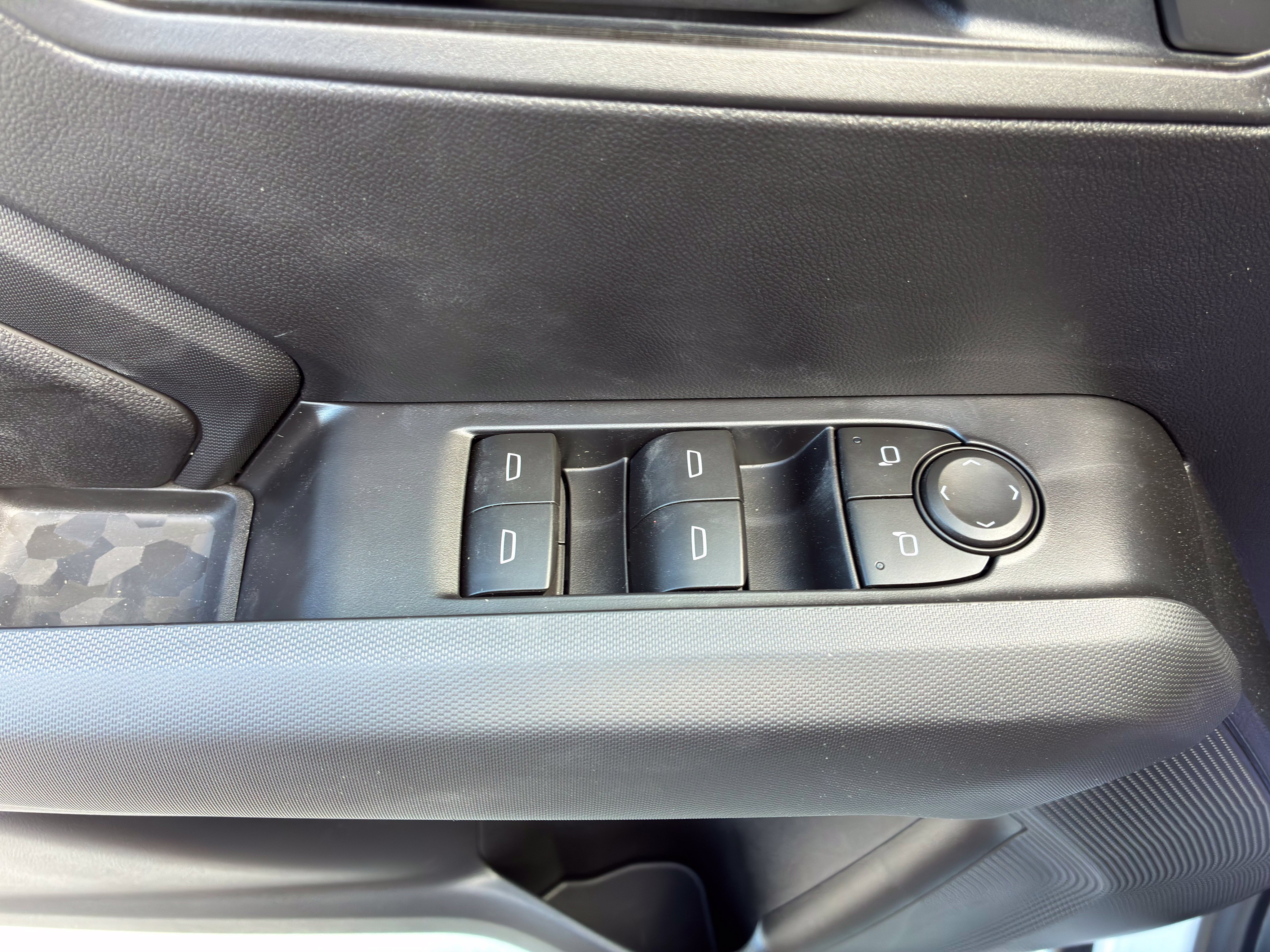 2026 Chevrolet Colorado Work Truck - Photo 35