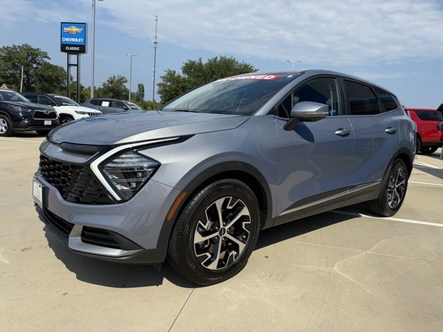 2025 Kia Sportage EX photo 4