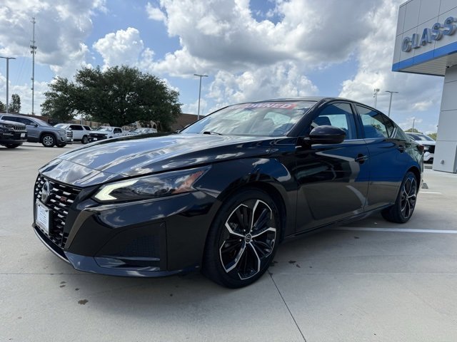 2023 Nissan Altima 2.5 SR photo 4