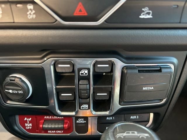 2024 Jeep Gladiator Mojave - Photo 25