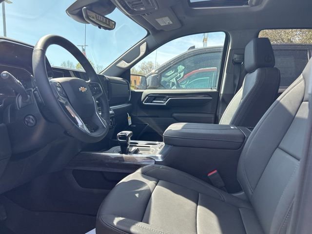 2026 Chevrolet Silverado 1500 LTZ - Photo 41