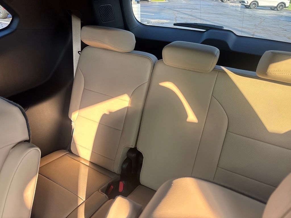 2027 Buick Enclave Preferred - Photo 10