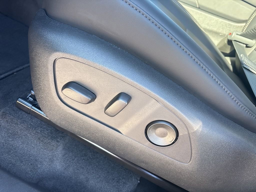 2026 GMC Acadia Elevation - Photo 20