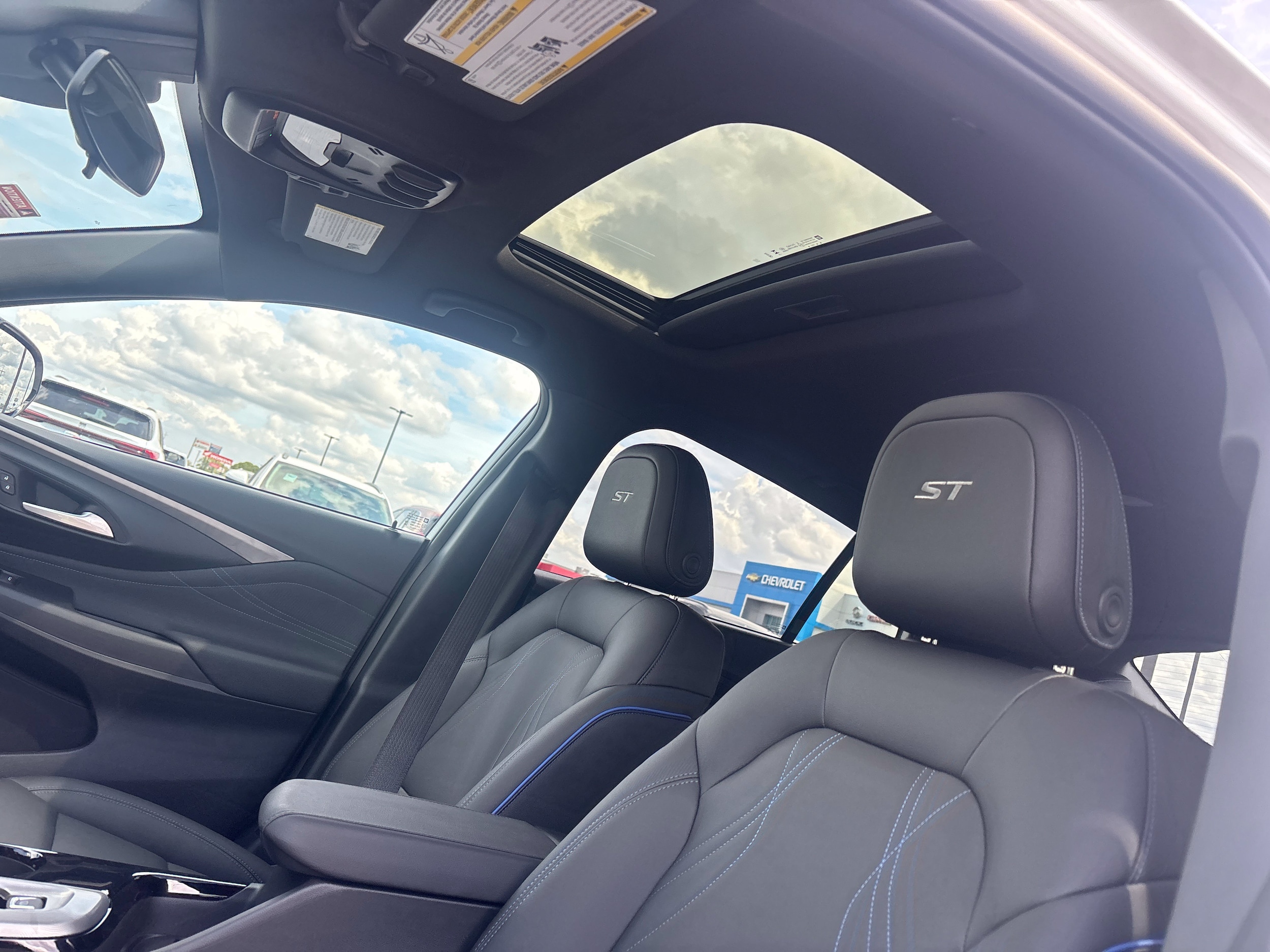 2026 Buick Envista Sport Touring - Photo 13