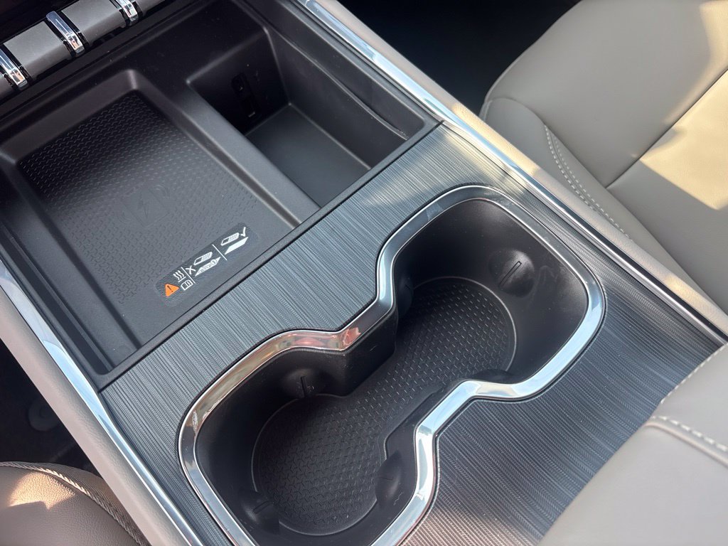 2026 GMC Acadia Elevation - Photo 28