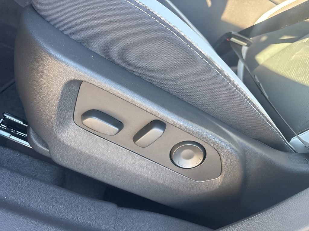 2026 Buick Envision Sport Touring - Photo 19