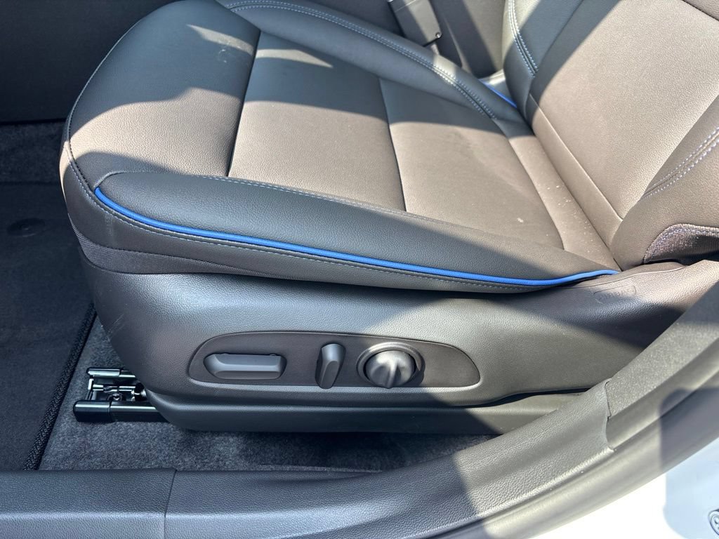 2026 Buick Envista Sport Touring - Photo 12
