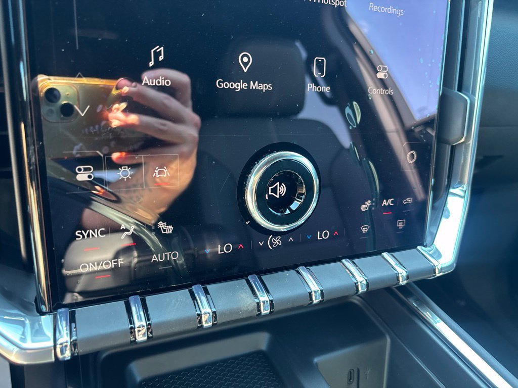 2027 GMC Acadia Elevation - Photo 21