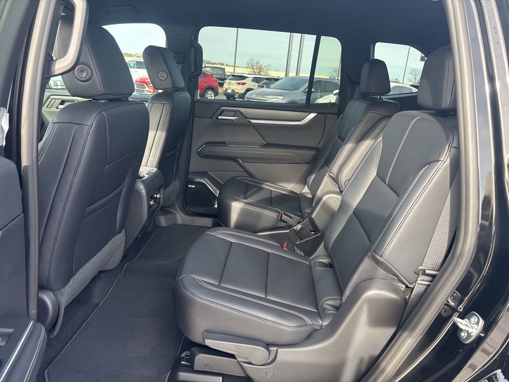 2026 GMC Acadia Elevation - Photo 12