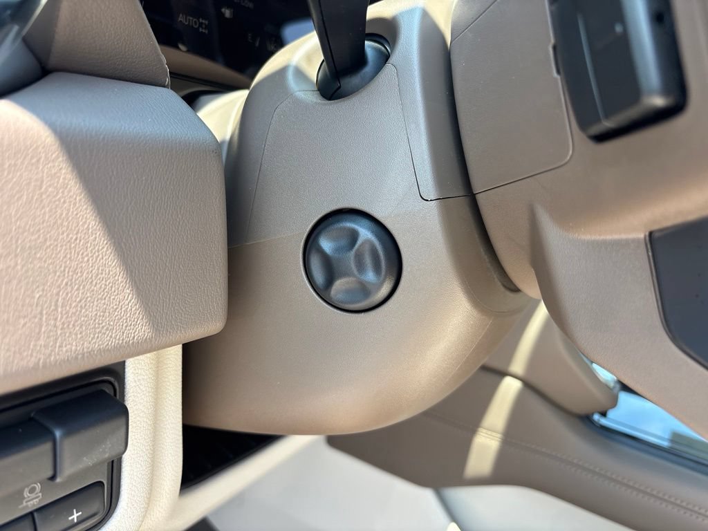 2026 GMC Yukon Denali - Photo 21