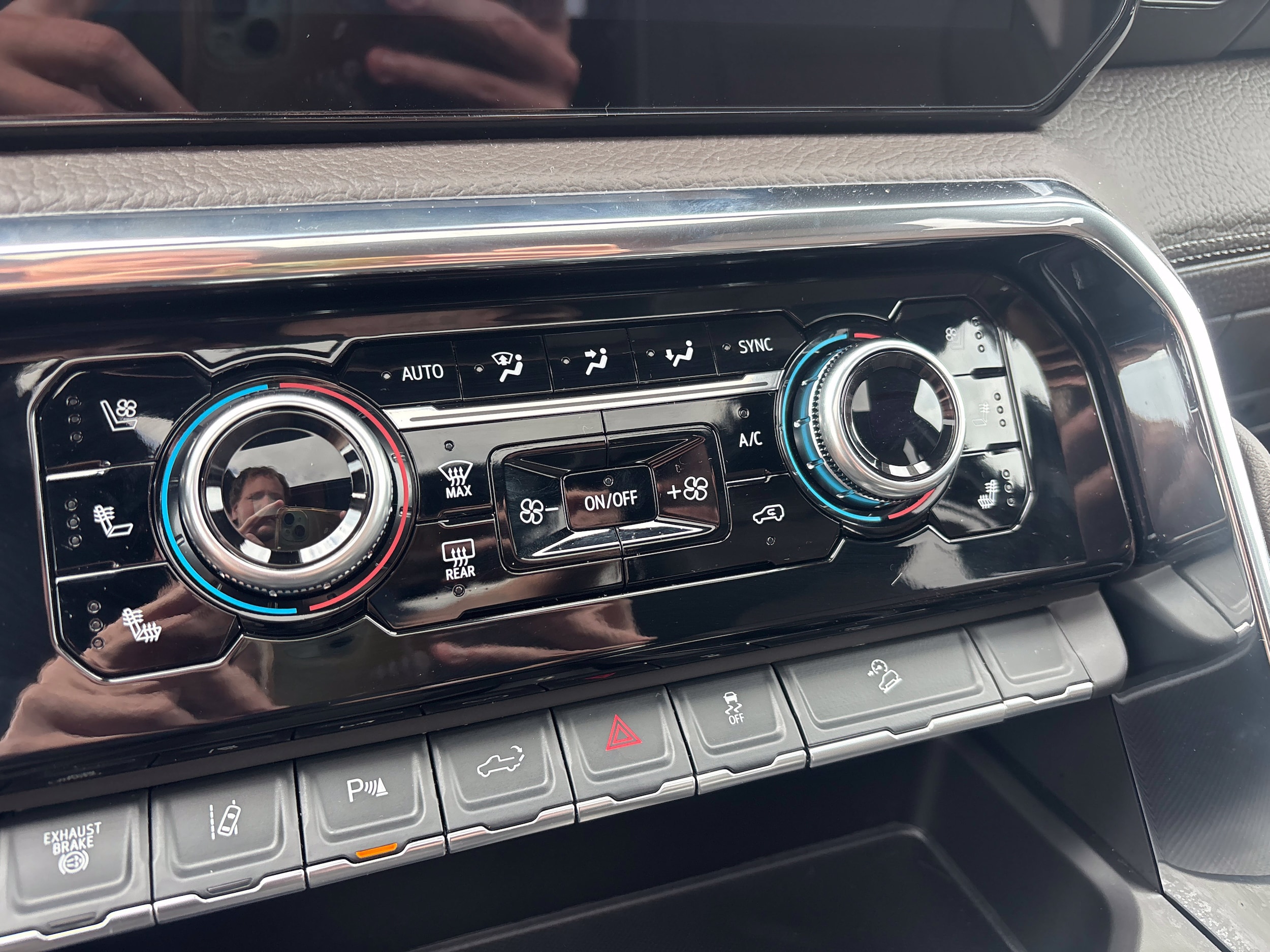 2026 GMC Sierra 2500HD Denali - Photo 26