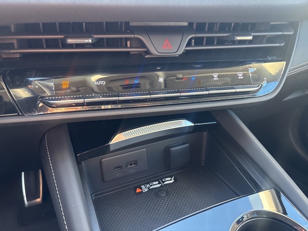 2026 Buick Envision Sport Touring - Photo 17