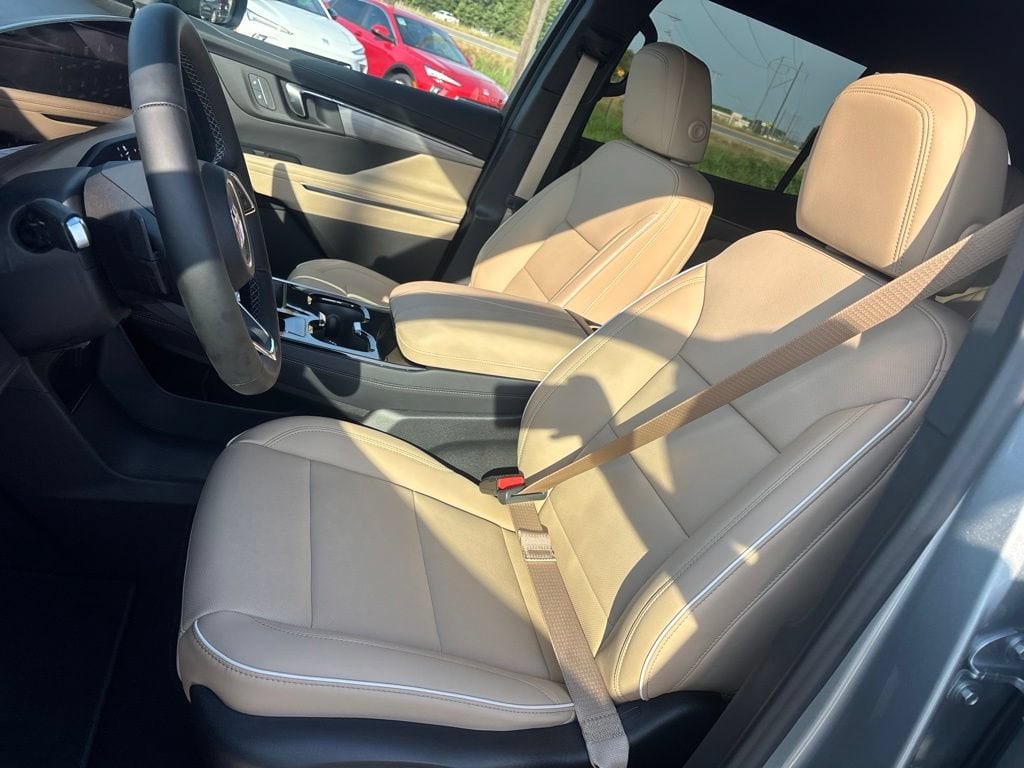 2027 Buick Enclave Preferred - Photo 13