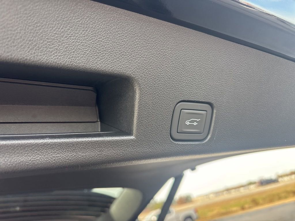 2026 GMC Acadia Elevation - Photo 6
