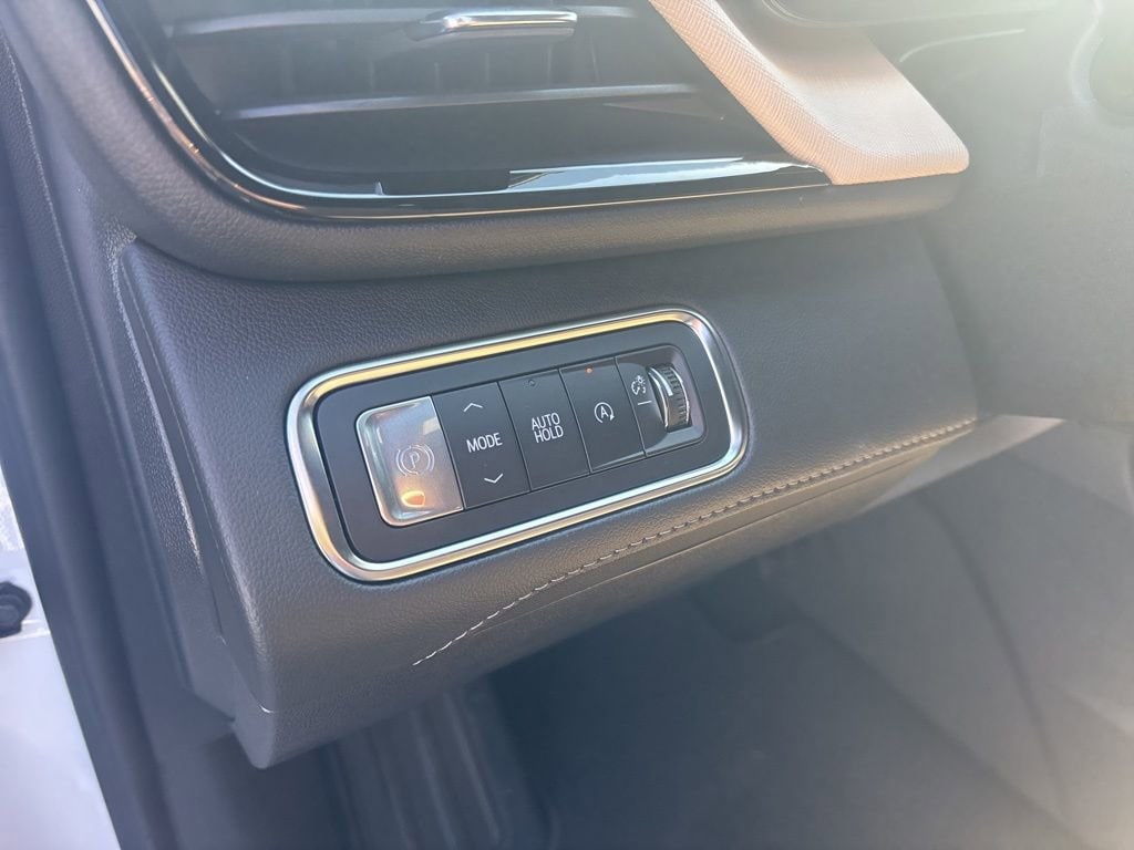 2026 Buick Enclave Preferred - Photo 10