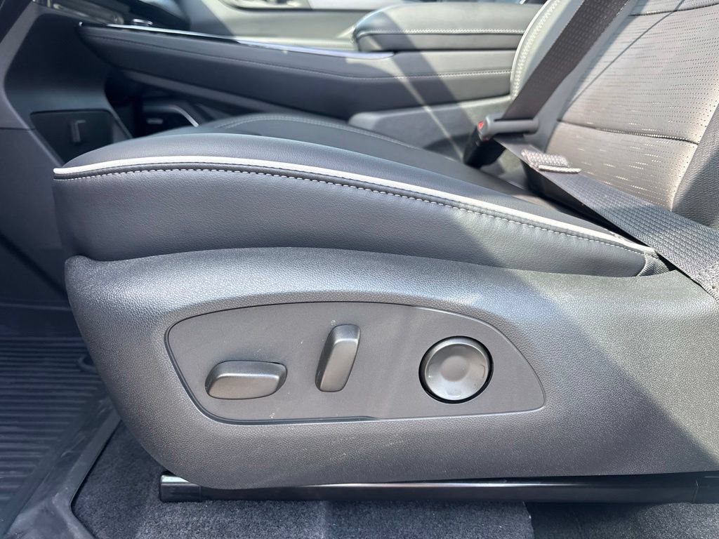 2026 Buick Enclave Sport Touring - Photo 14