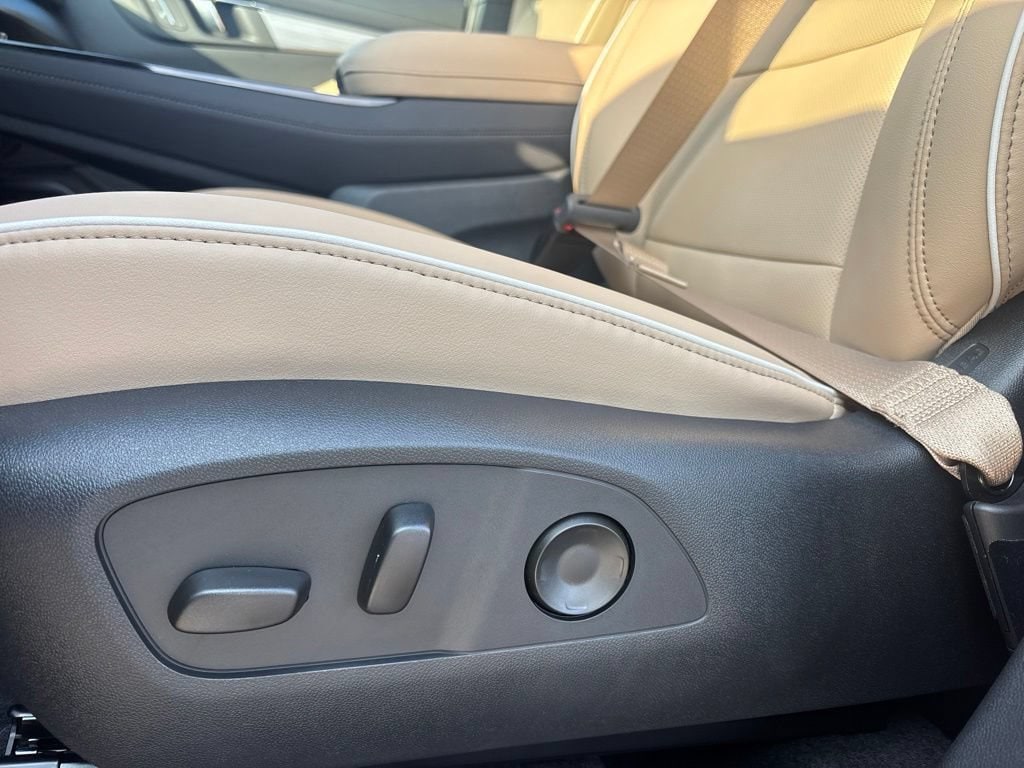2027 Buick Enclave Preferred - Photo 12