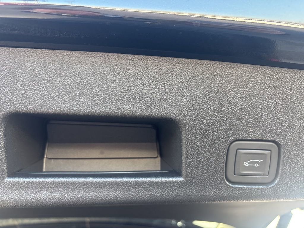 2026 GMC Acadia Elevation - Photo 6