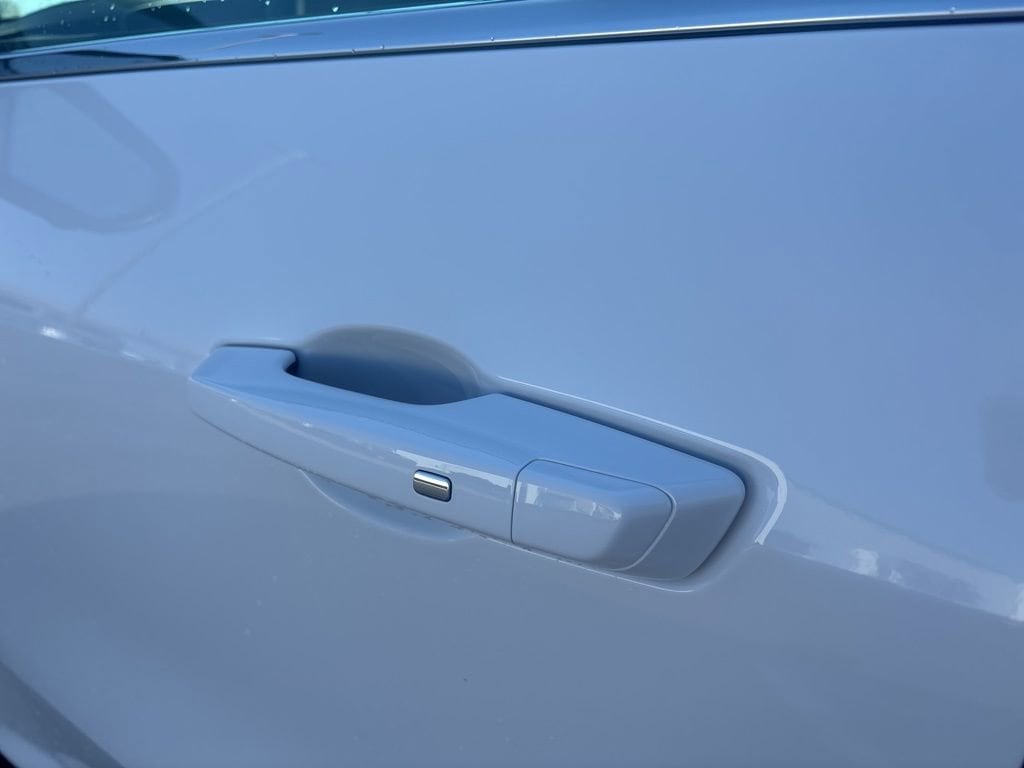 2026 Buick Enclave Preferred - Photo 8